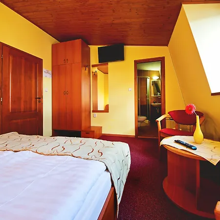 Tavel Boutique 3*
